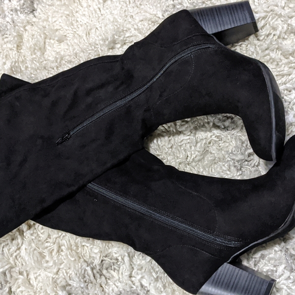 Basic black boots size 8.5 - Picture 4 of 5